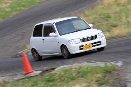 �t���[���s